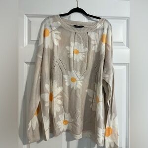 NWOT Davi & Dani Daisy Sweater